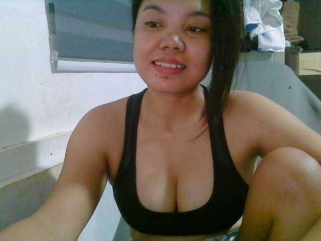 Courtney01 live cam on BongaCams