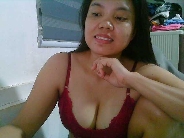 Courtney01 live cam on BongaCams