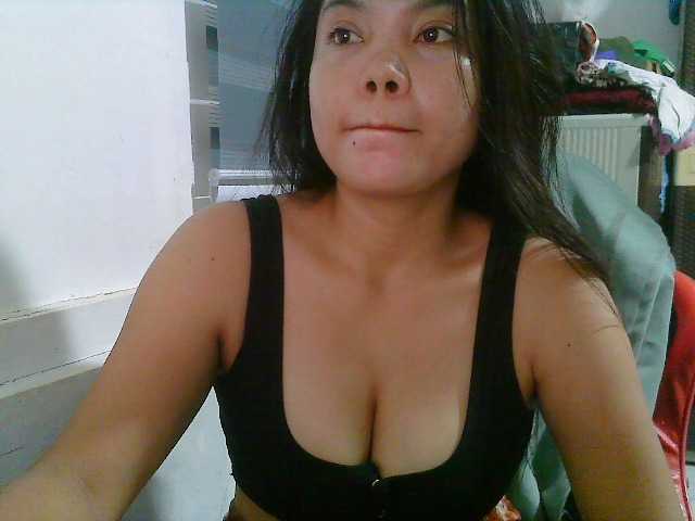 Courtney01 webcam