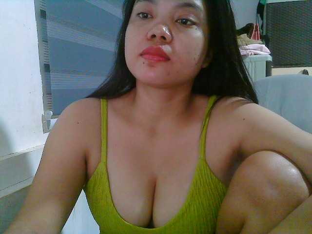 Courtney01 live cam on BongaCams