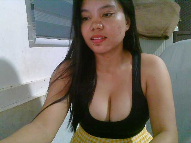 Courtney01 live cam on BongaCams