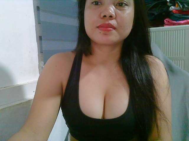 Courtney01 live cam on BongaCams