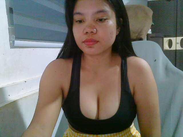 Courtney01 live cam on BongaCams