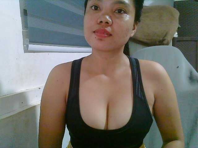 Courtney01 live cam on BongaCams