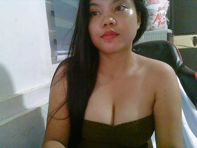Courtney01 live cam on BongaCams