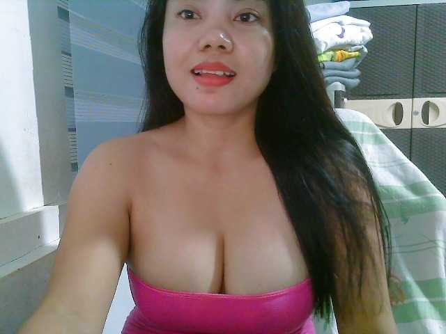 Courtney01 live cam on BongaCams
