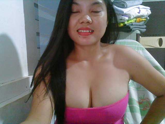 Courtney01 live cam on BongaCams