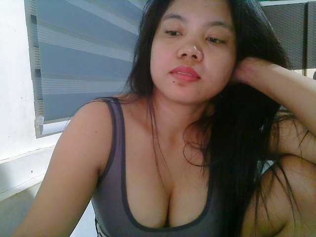 Courtney01 live cam on BongaCams