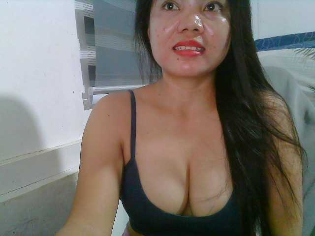 Courtney01 — live female cam