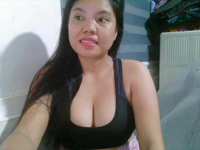 Courtney01 live cam on BongaCams