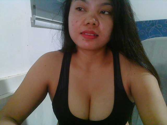 Courtney01 live cam on BongaCams