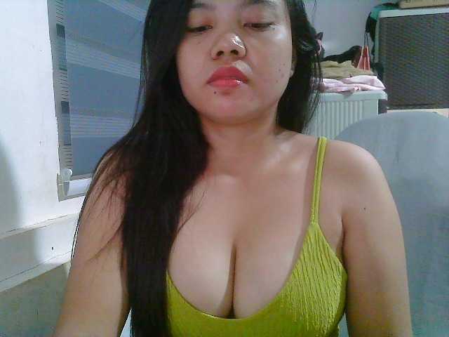 Courtney01 live cam on BongaCams