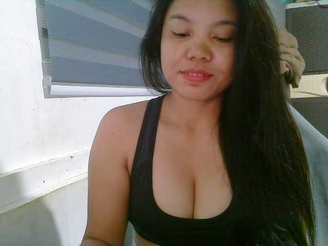 Courtney01 live cam on BongaCams