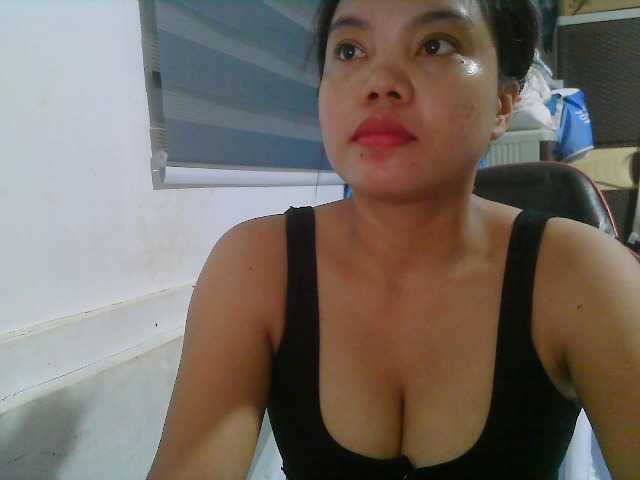 Courtney01 live cam on BongaCams
