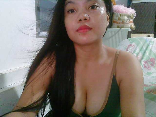 Courtney01 live cam on BongaCams