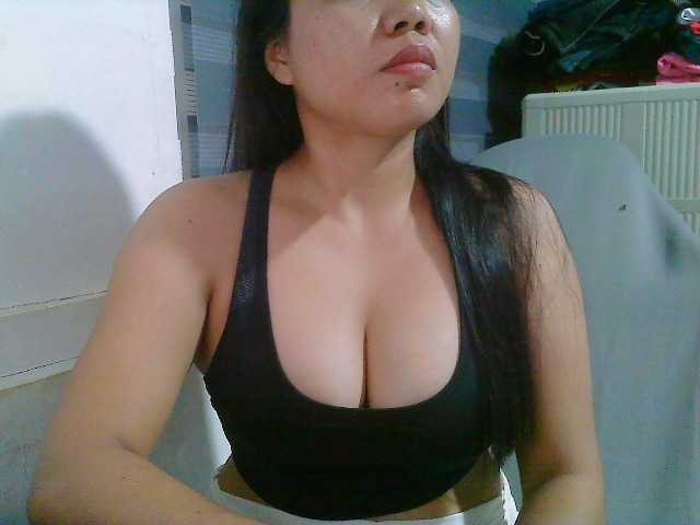 Courtney01 live cam on BongaCams