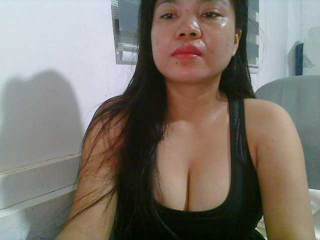 Courtney01 live cam on BongaCams