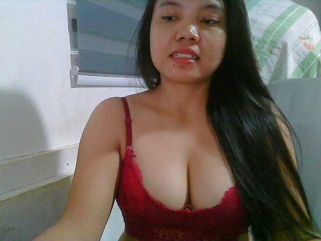 Courtney01 live cam on BongaCams
