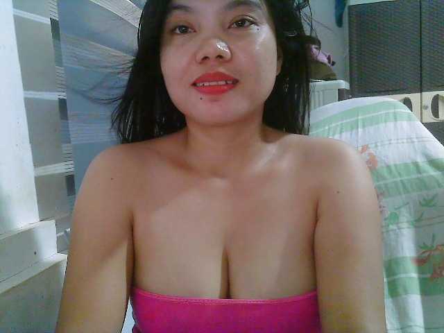 Courtney01 live cam on BongaCams
