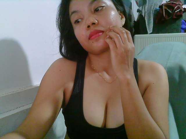 Courtney01 Live Cam on BongaCams