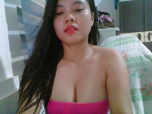 Courtney01 live cam on BongaCams