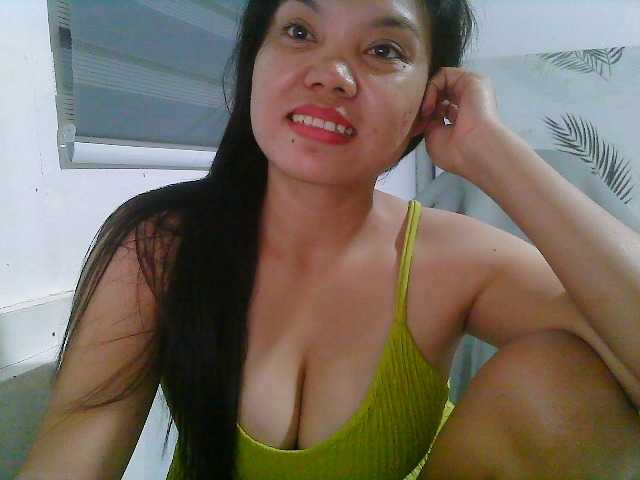 Courtney01 live cam on BongaCams