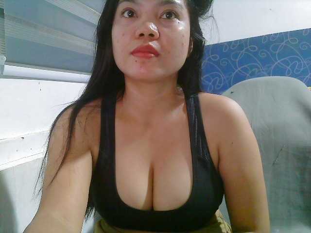 Courtney01 live cam on BongaCams