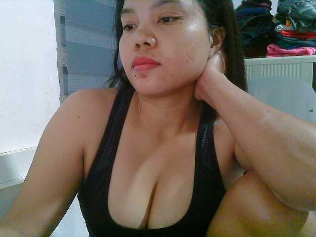 Courtney01 live cam on BongaCams