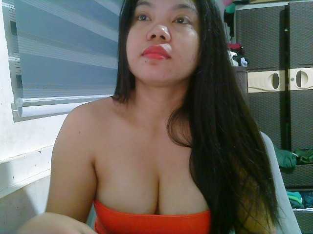 Courtney01 live cam on BongaCams