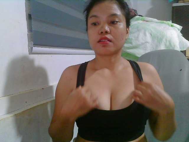Courtney01 live cam on BongaCams