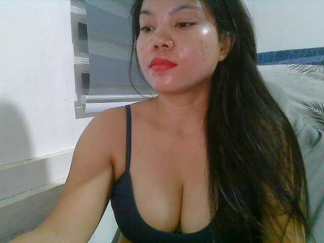 Courtney01 live cam on BongaCams