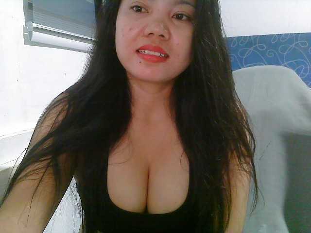 Courtney01 live cam on BongaCams