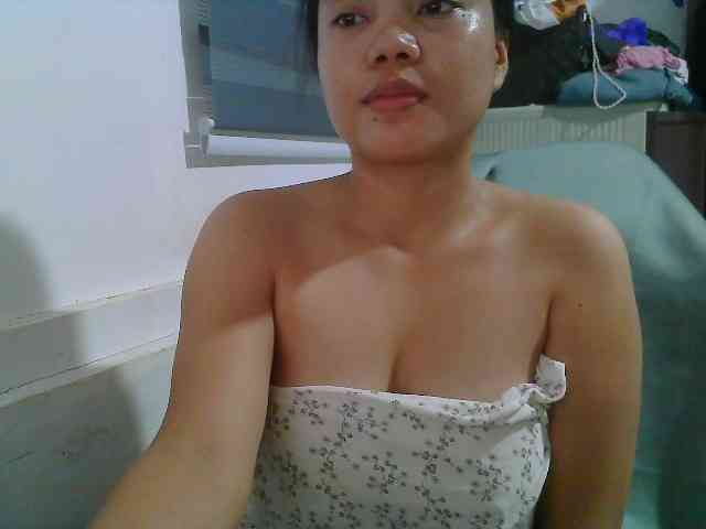 Courtney01 webcam