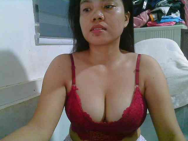 Courtney01 webcam
