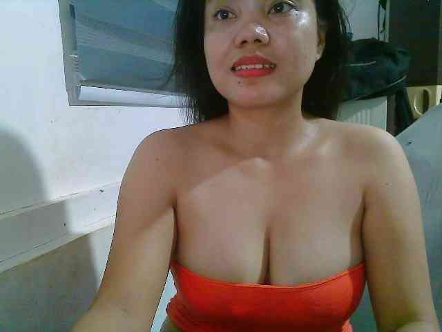 Courtney01 webcam
