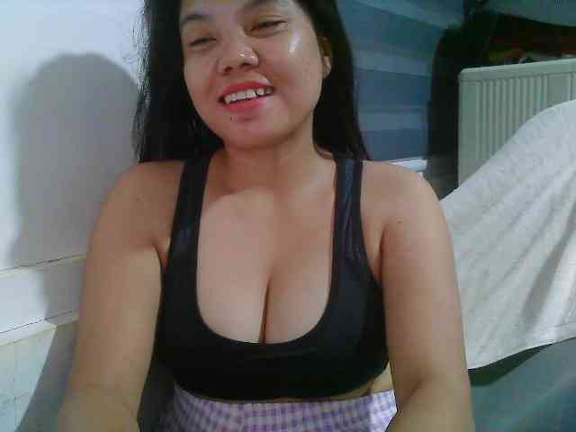 Courtney01 webcam