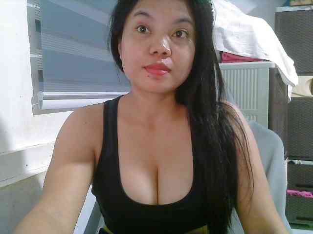 Courtney01 webcam