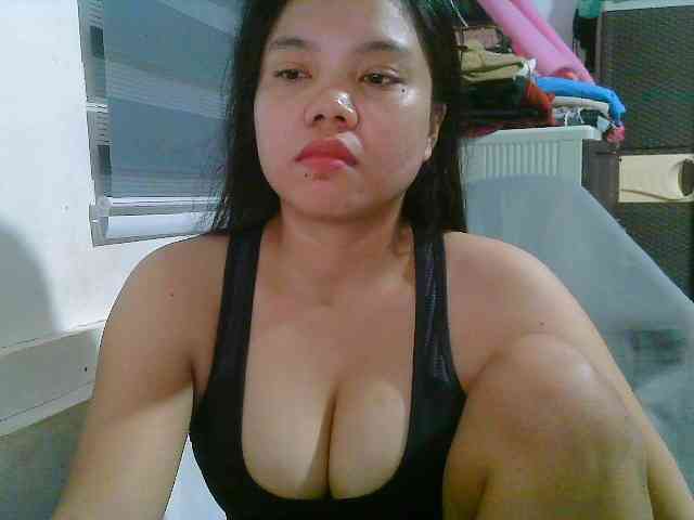 Courtney01 webcam