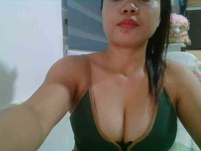 Courtney01 webcam