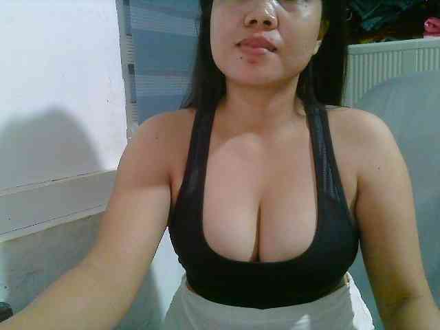 Courtney01 webcam
