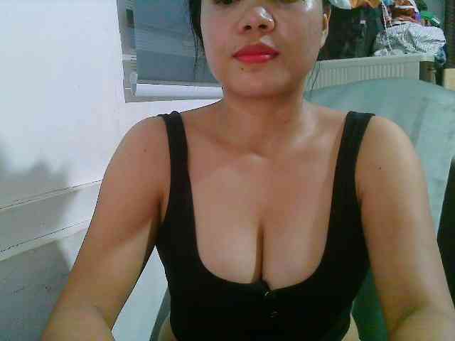 Courtney01 webcam