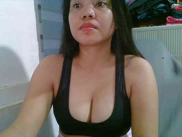 Courtney01 webcam