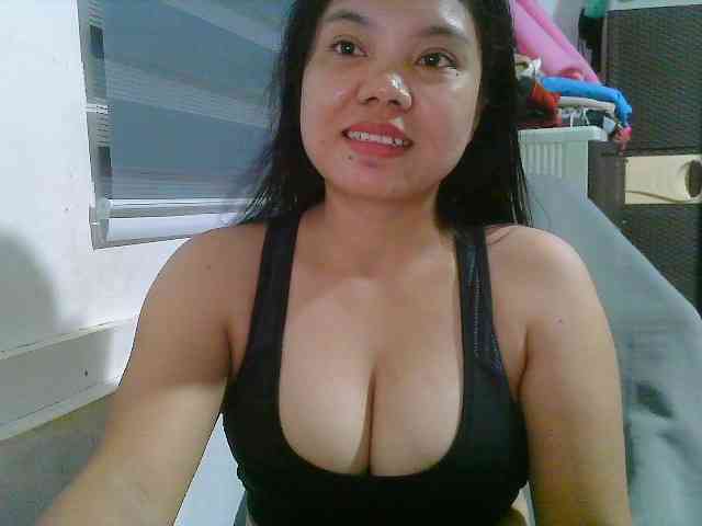 Courtney01 webcam