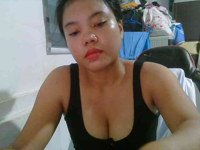 Courtney01 webcam