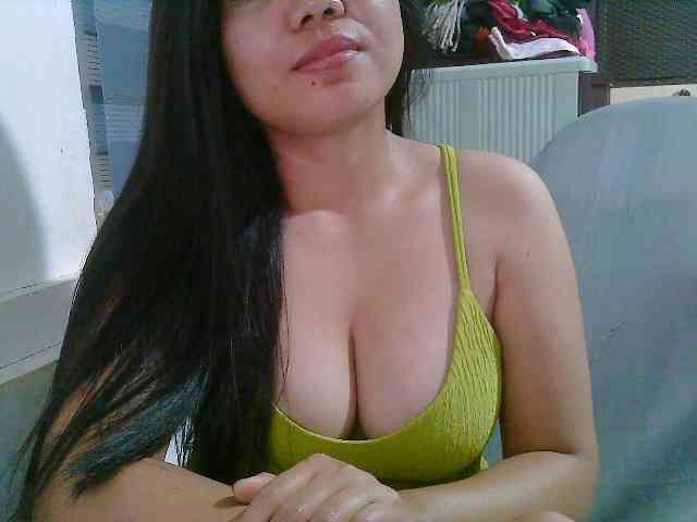 Courtney01 webcam