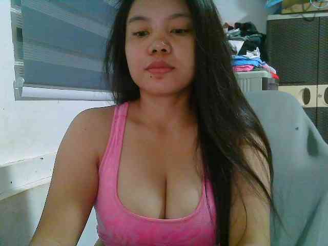 Courtney01 webcam
