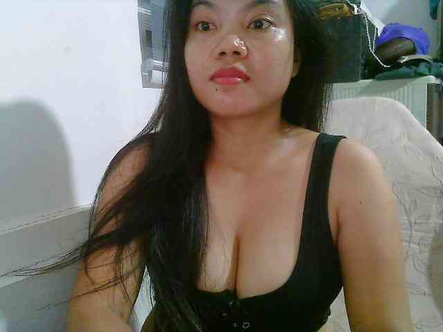 Courtney01 webcam