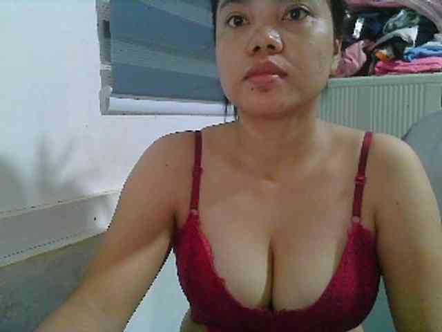 Courtney01 webcam