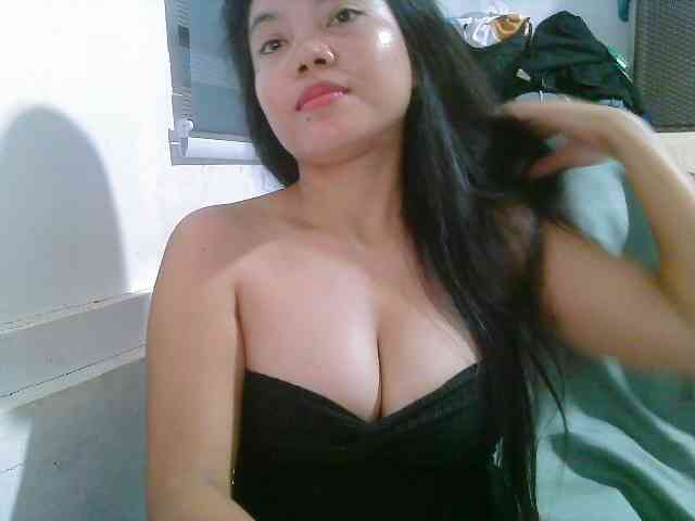 Courtney01 webcam