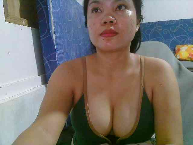 Courtney01 webcam